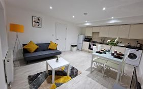 Zdnu 2 Bedroom Apartment Reeani Stays